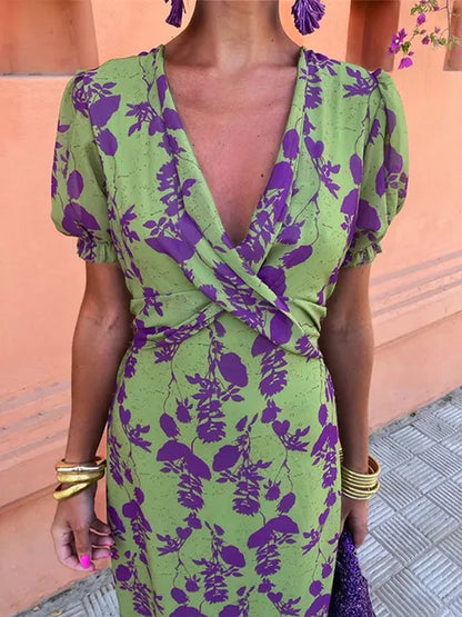 Boho V-Neck Floral Pleated Dress